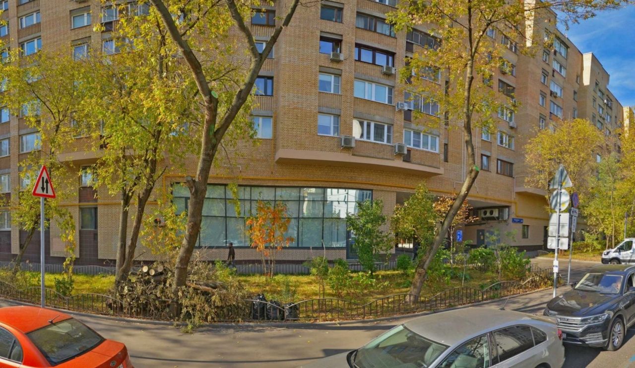 фасад дома, здание по адресу г Москва, ул Плющиха, д 42 